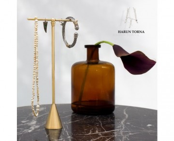 Konik pirinç takılık